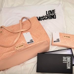 Love moschino bag and wallet